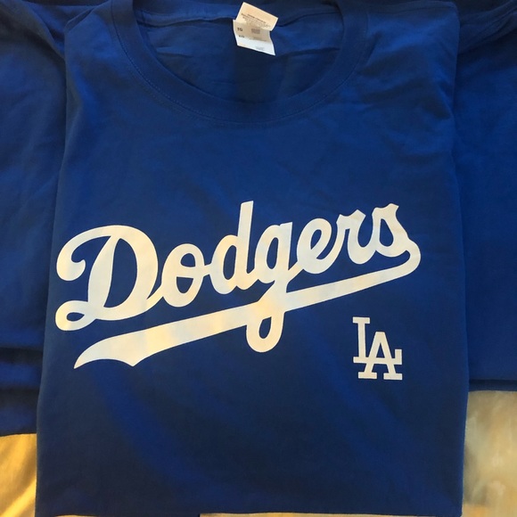 Tee Shirt, 💙“Dodgers LA” - Picture 2 of 5